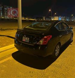 نيسان فيرسا